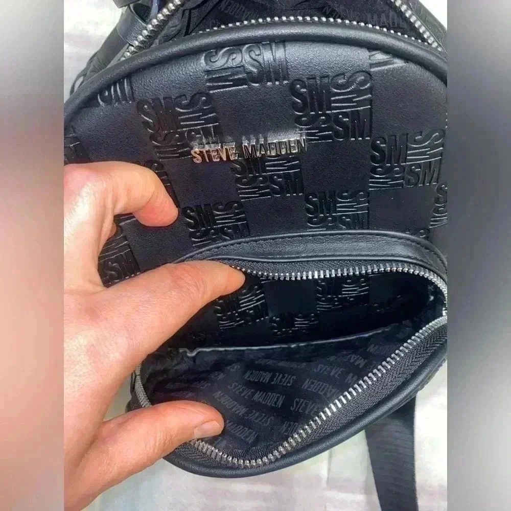 Steve Madden Backpack  🎒 new condition - Picture 7 of 7